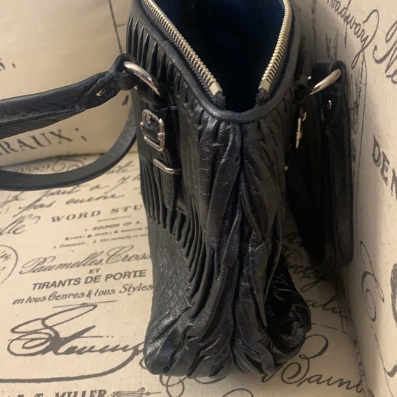 Black Coach small top handle bag - Picture 7 of 8